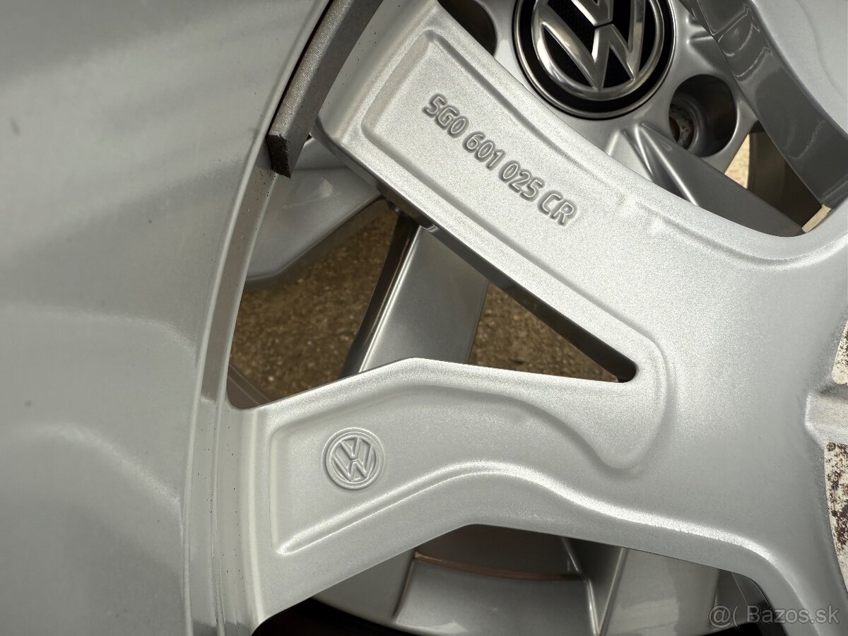 5x112 R17 original VW Golf 7 KARLSKOGA - 9