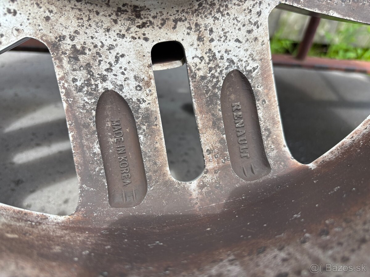 Predám disky Renault 4x100 R16 205/55 - 9