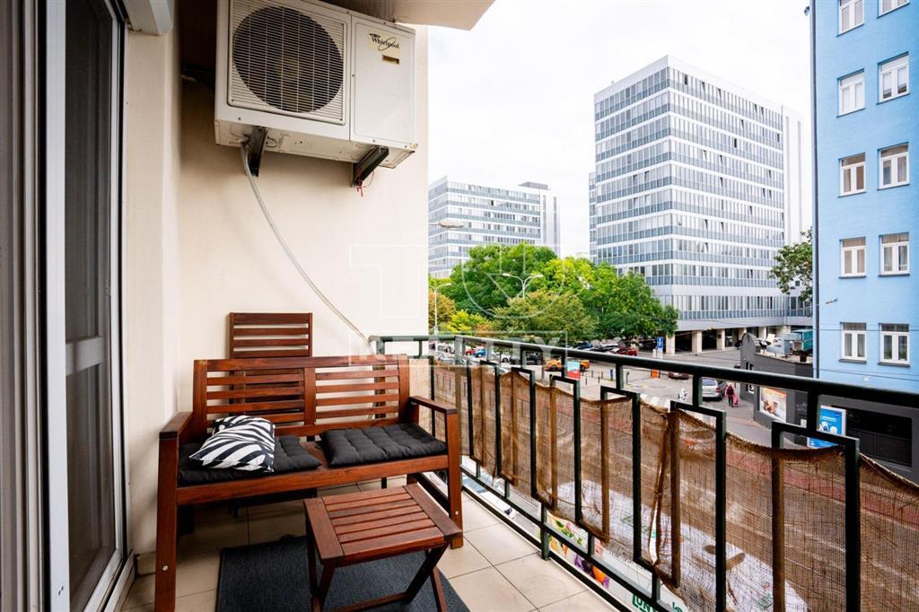 Predaj 2.izbového bytu v centre Bratislavy,62m2 s balkón - 9