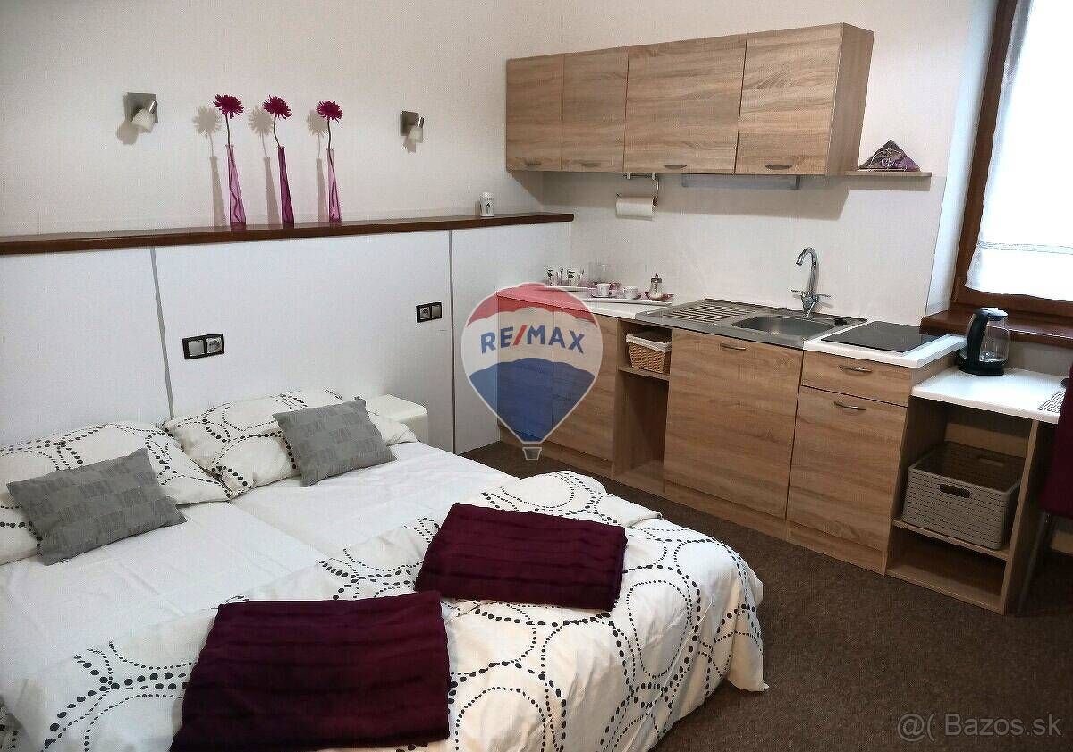 NÍZKOENERGETICKÝ 12+1 apartmánový dom, 1126m2, Ľubotice, Pre - 9
