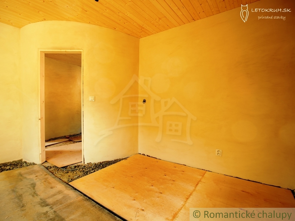 Prírodný zdravý rodinný dom v obci Trenčianska Teplá na p - 9