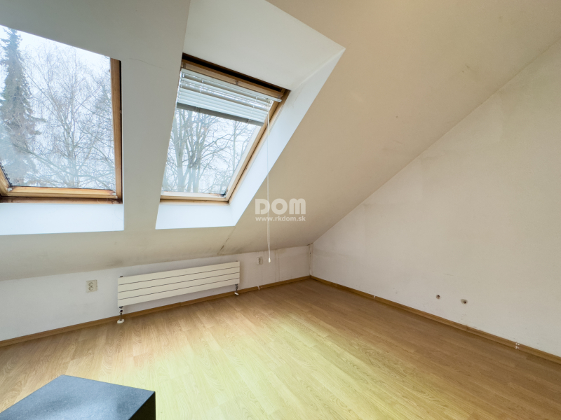 rkDOM | 5 - izbový byt s terasou v Žiline - 9