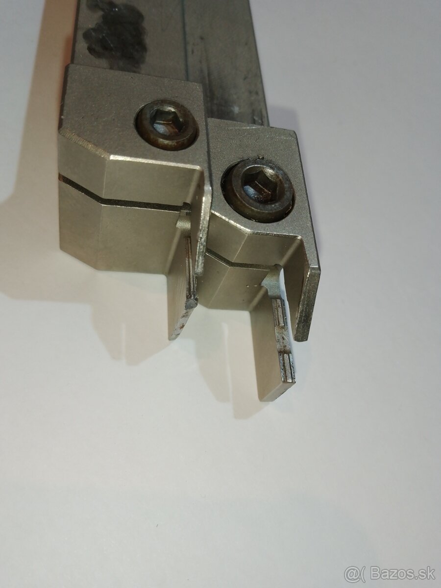 Upichovacie-zapichovacie nože. - 9