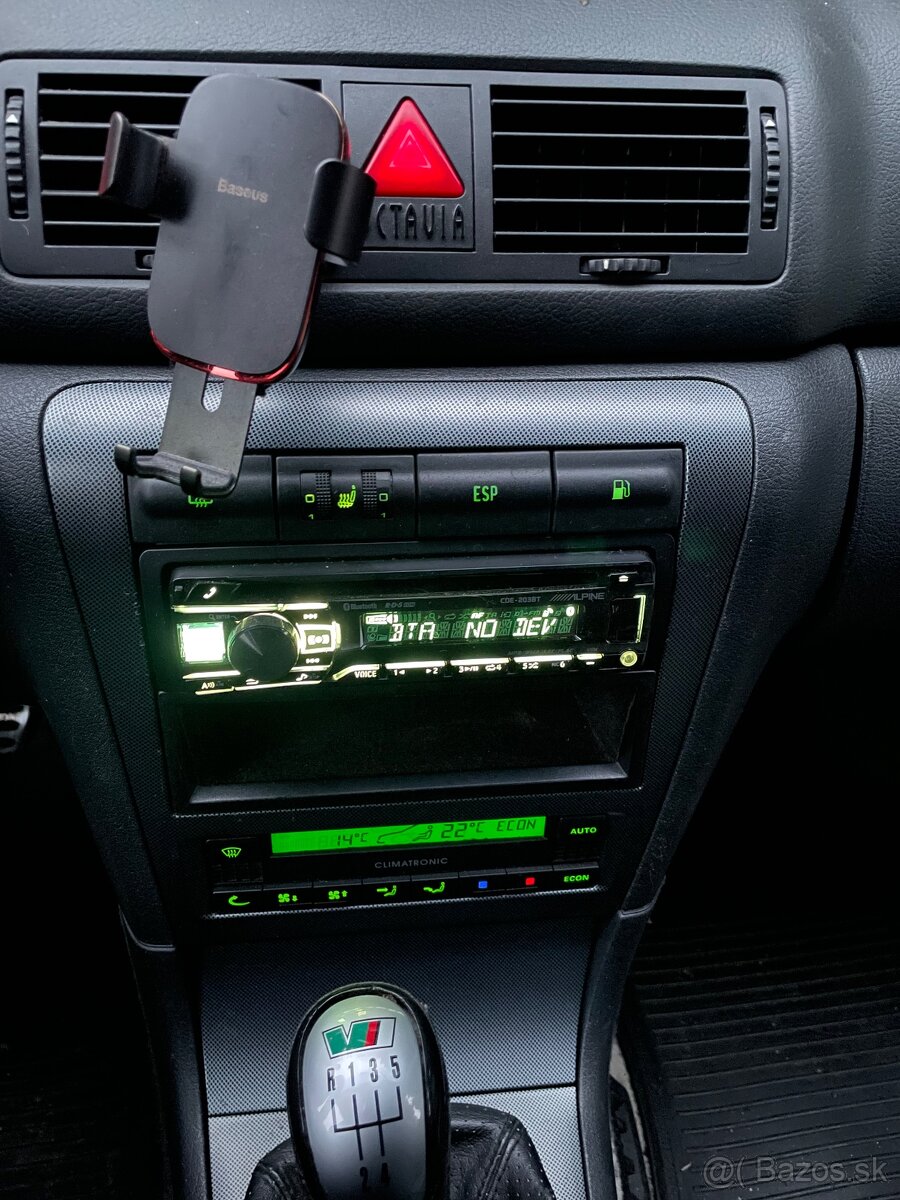 Skoda Octavia RS 1.8t 132kW LPG - 9