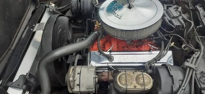 Chevrolet Corvette z roku 1977 - 9