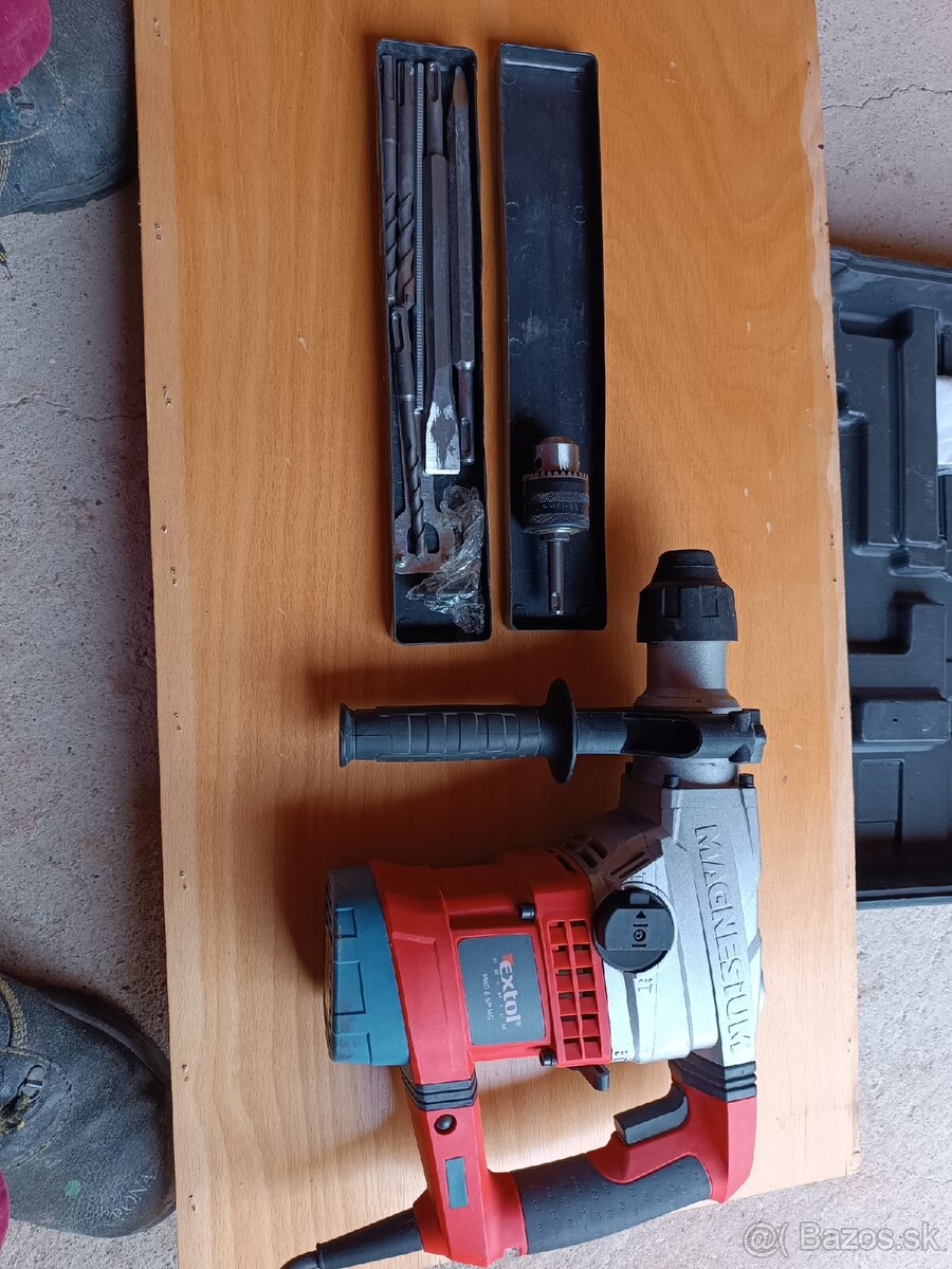 Vrtacie a buracie kladivo - 9