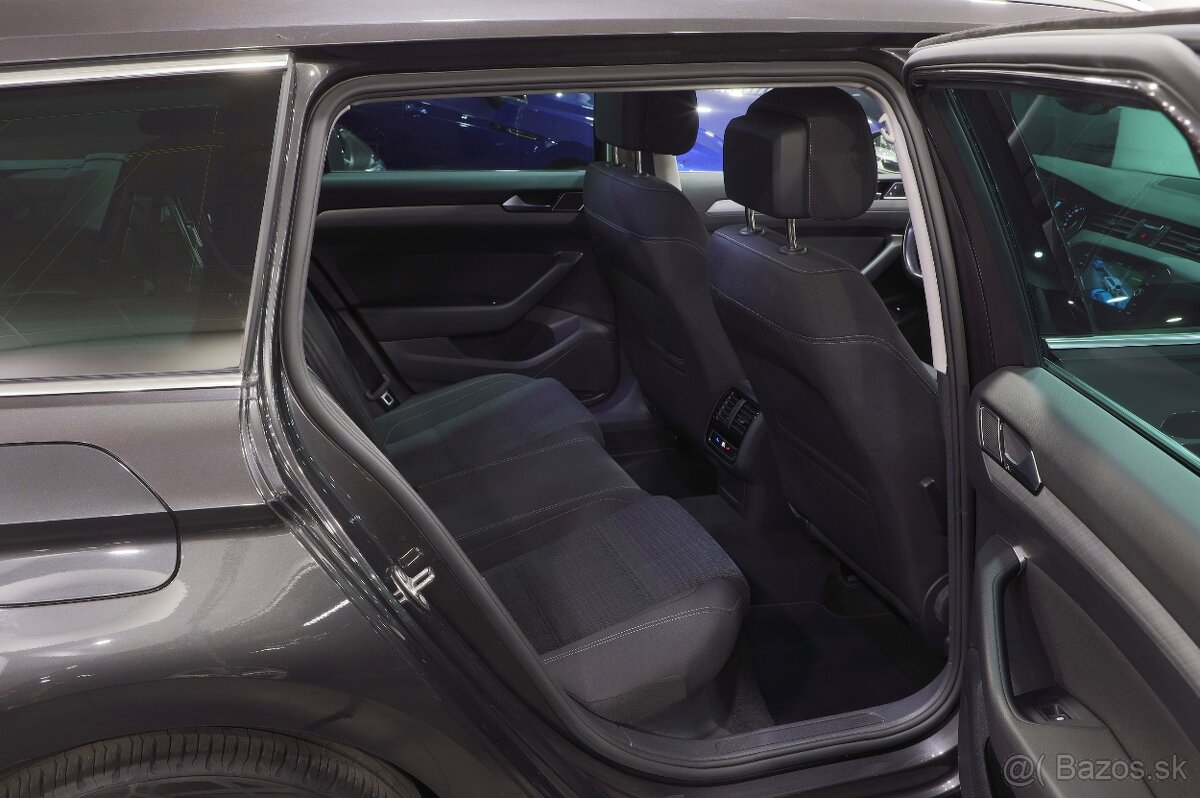 VW Passat B8 Variant 1.5TSI 110kW DSG - záruka Autodraft - 9