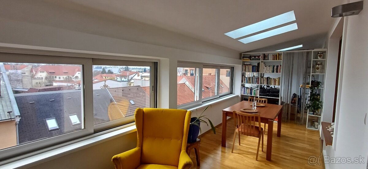 BRANDreal - 2i byt s terasou centrum Piešťany - 9