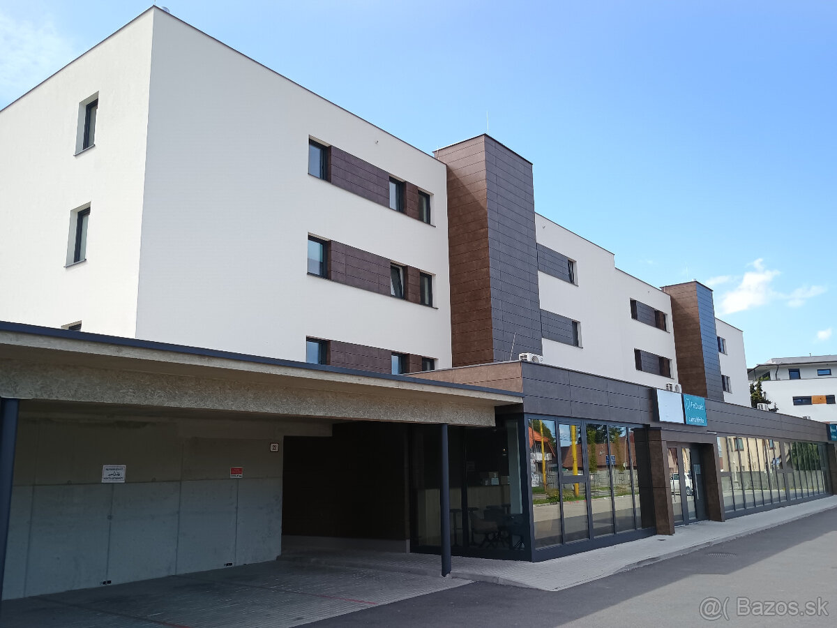 luxusný apartmán na krátkodobý prenájom - 9