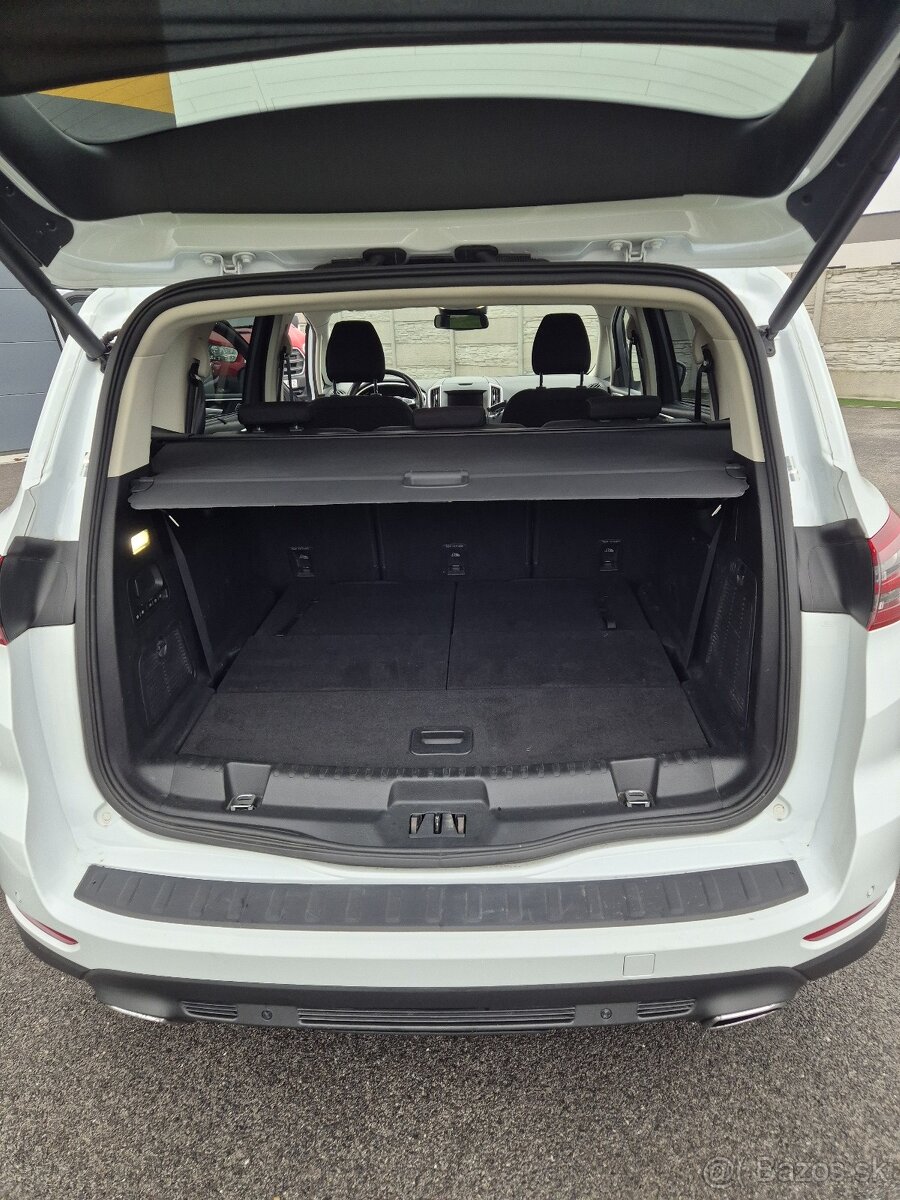 S-MAX 2,0 TDi 140kW manuál, 7 miest, webasto - 9