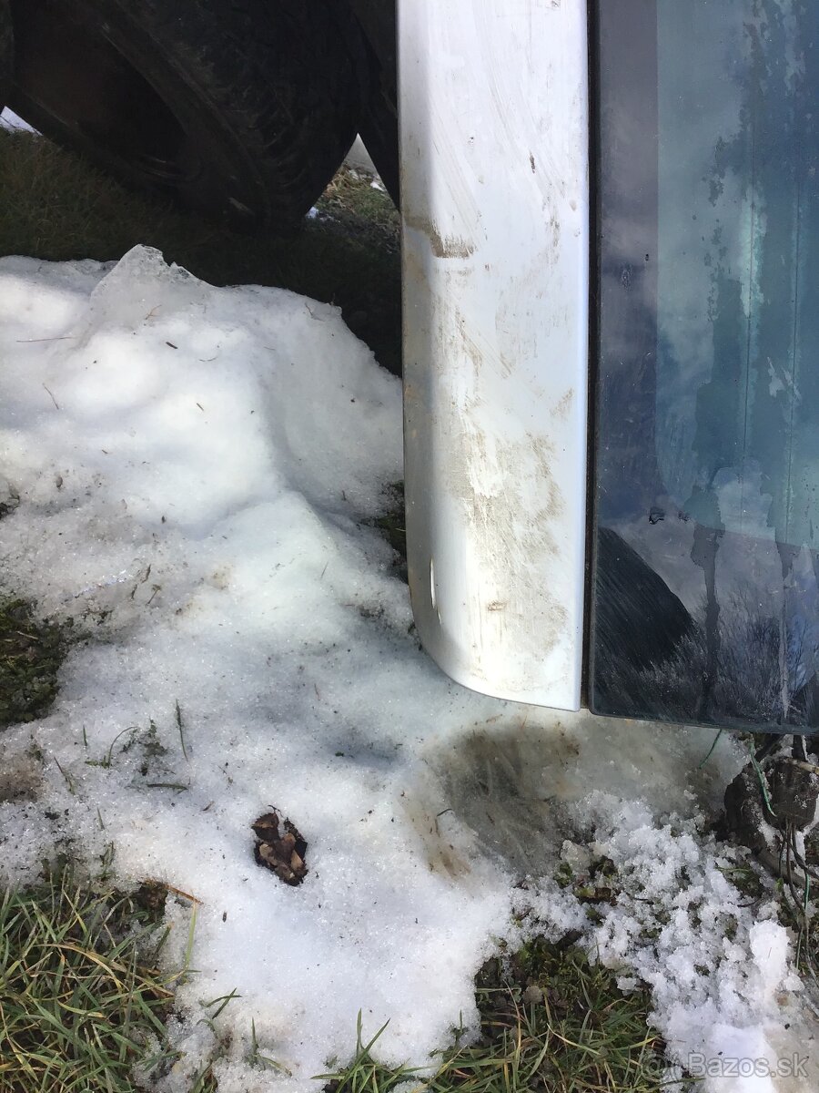 Nissan terrano 2 dielce na fotkách - 9