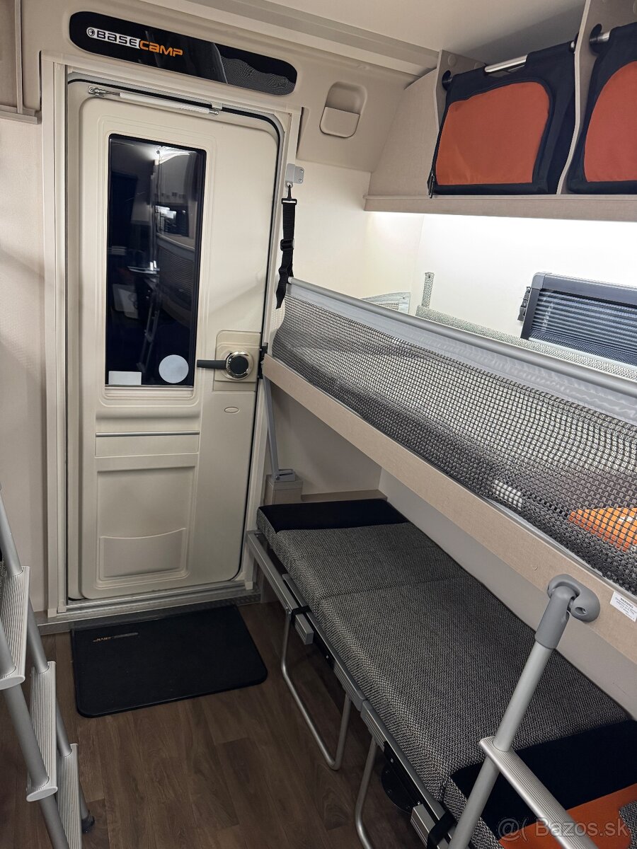 🔱 EXKLUZIVNÍ ANGLICKÝ KARAVAN SWIFT BASECAMP 6 r.v 202 - 9
