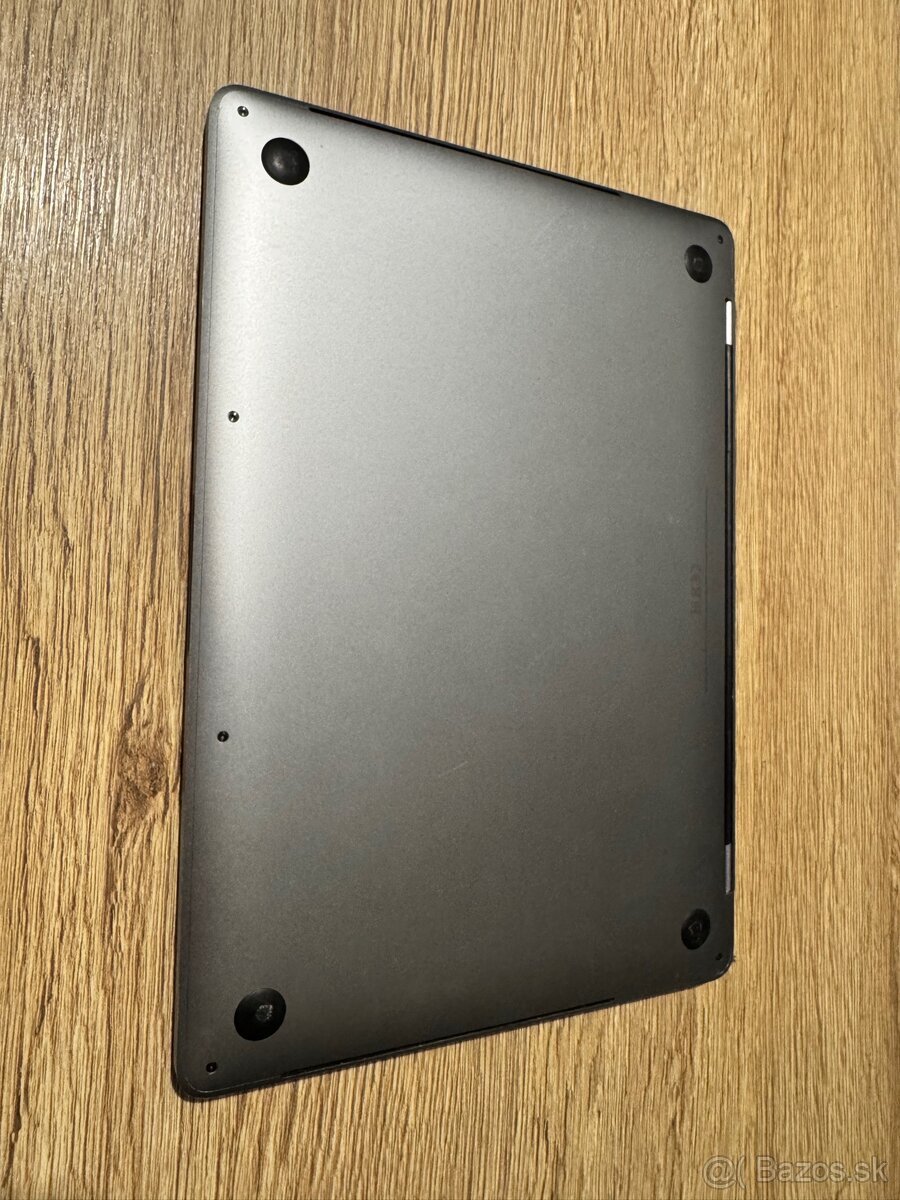 MacBook Pro 13” (2019) - Intel i7-2,8 GHz/16 GB/512GB - 9