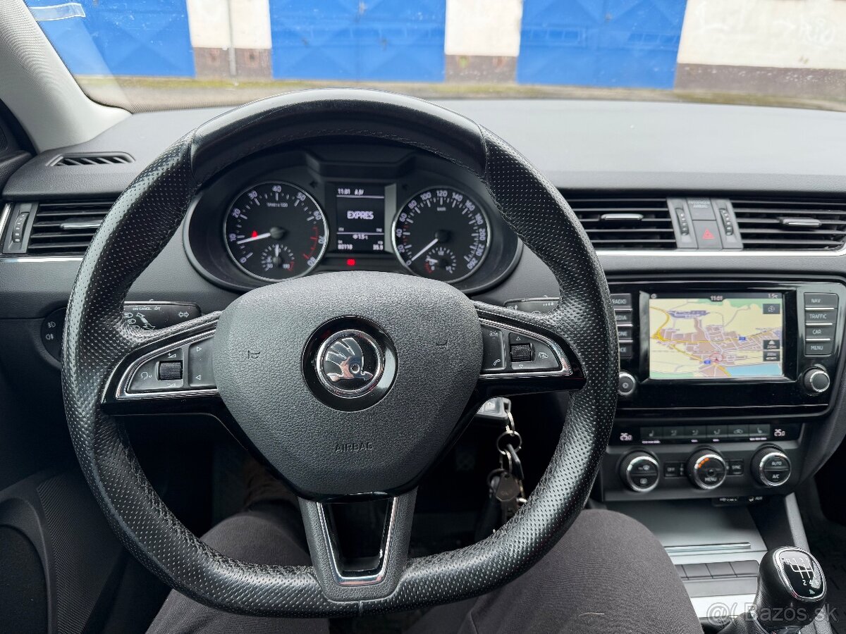 Škoda octavia 1.4tsi Combi - 9