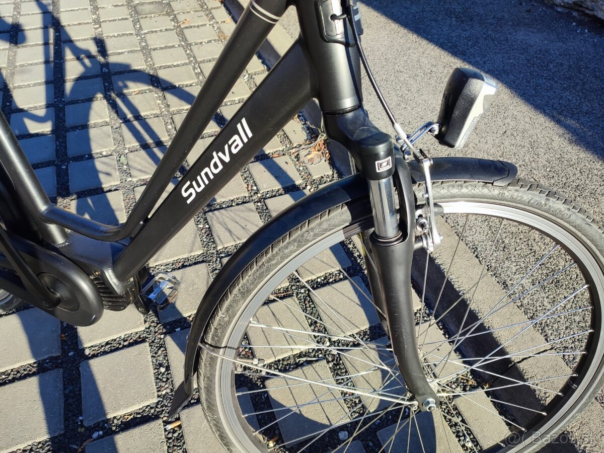 Cestný elektrický bicykel Sundovall (Nemecko) 28' na preda - 9
