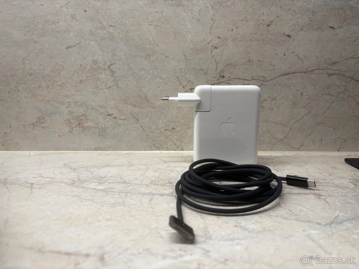 Predám MacBook Pro M3 Pro (2023) - 9