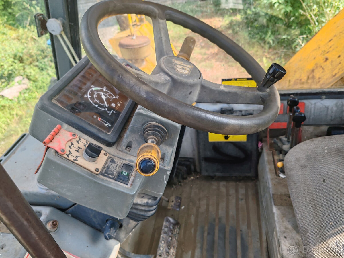 teleskopický nakladač JCB 527 67, 395 000Kč + DPH - 9