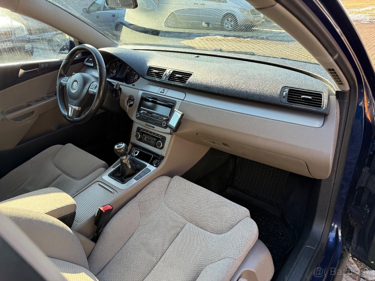 Volkswagen passat b6 2.0tdi CR - 9