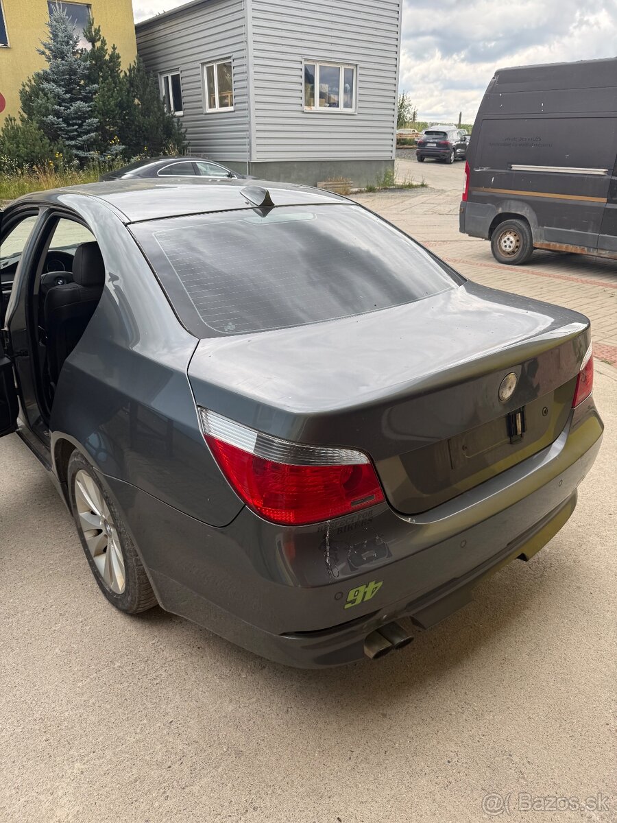520i - 9