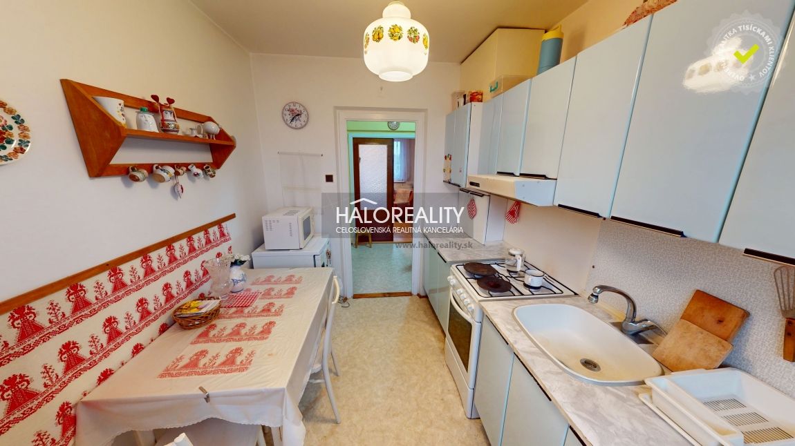 HALO reality - Predaj, trojizbový byt Martin, Jahodníky, Ján - 9