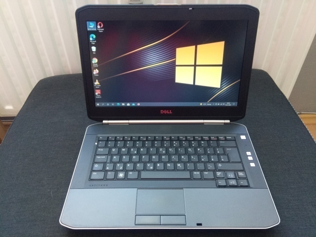 predám Dell Latitude E5420 ,Intel® Core™i5 ,8gb ram , ssd - 9