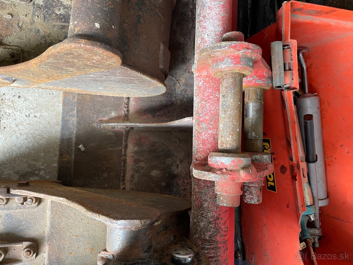 Lyžice na minibager s rychloupinakom - 9