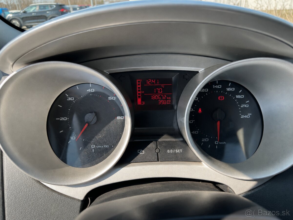 Seat Ibiza 2010 1.6 TDi 66kw - 9