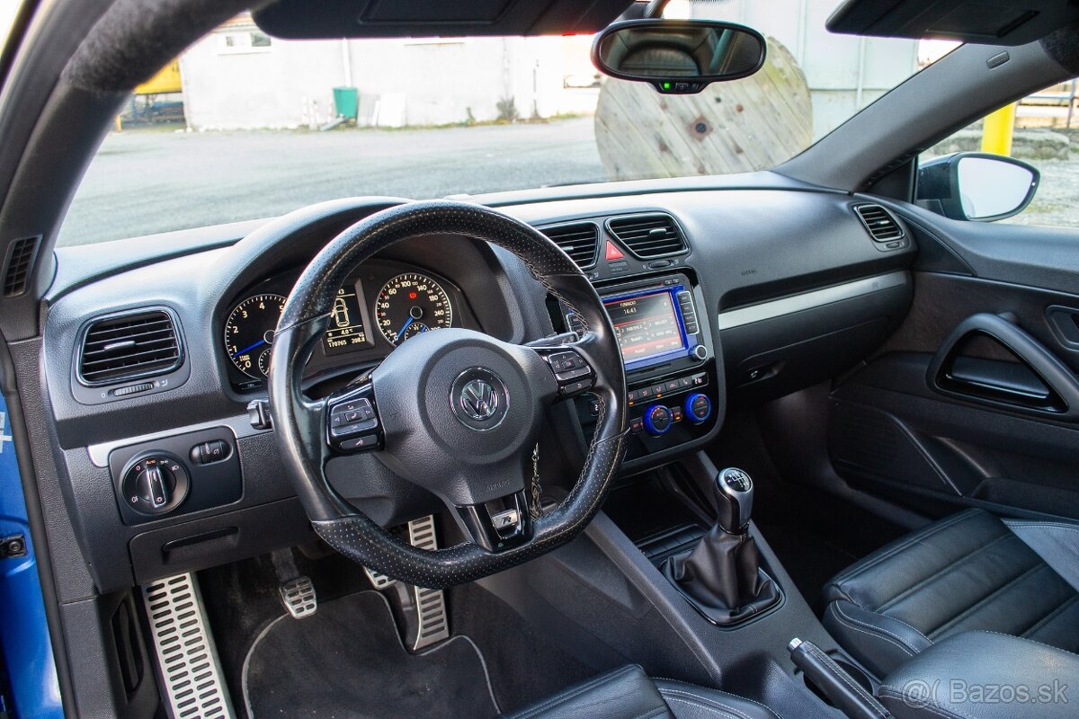 Volkswagen Scirocco R 2.0 TSI - 9