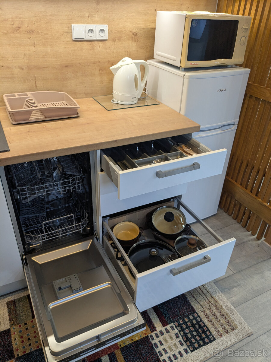 Štýlový, novorekonštruovaný 2-izbový blízko Centra - 9