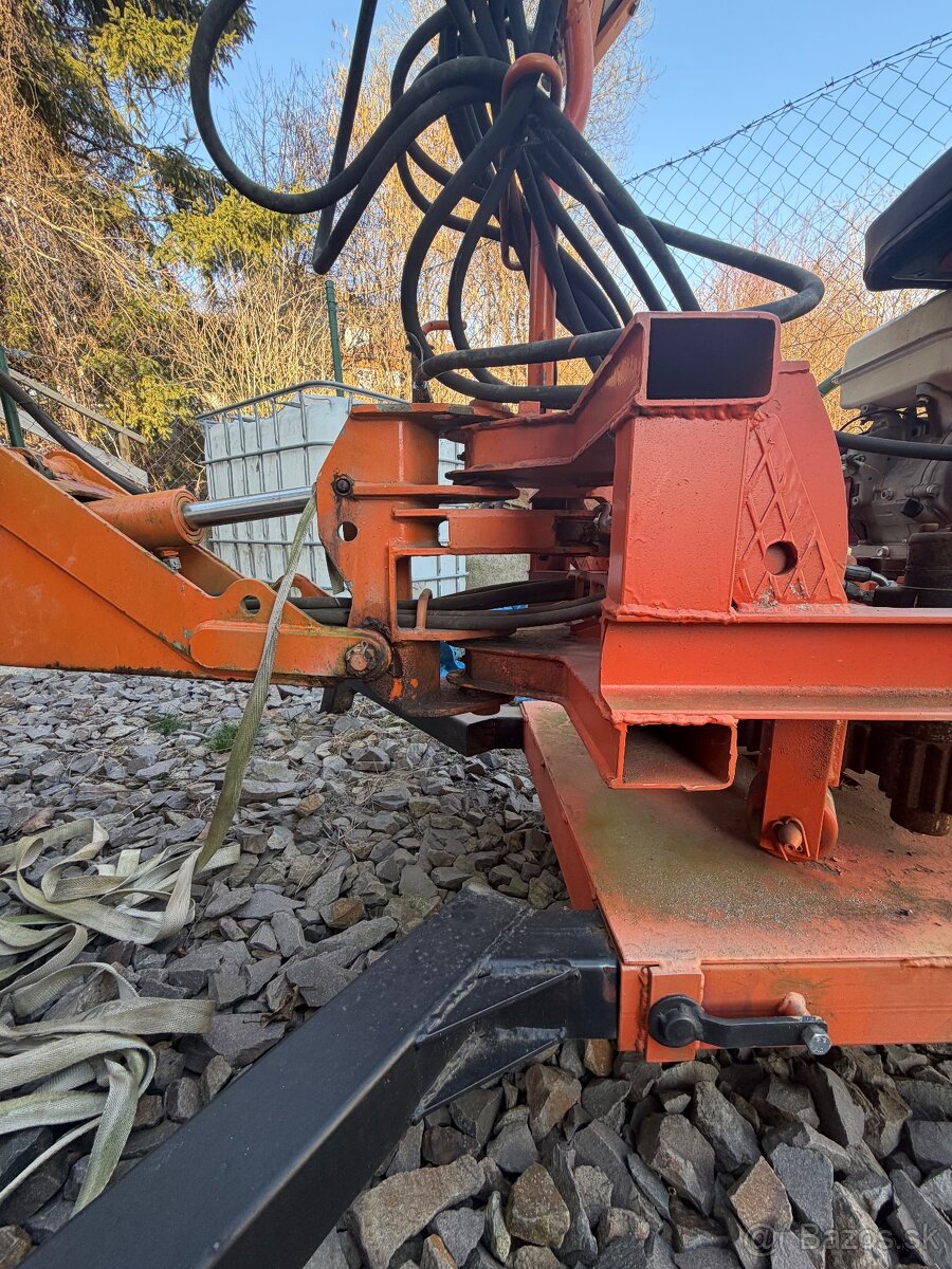 Kráčajuci báger - 9