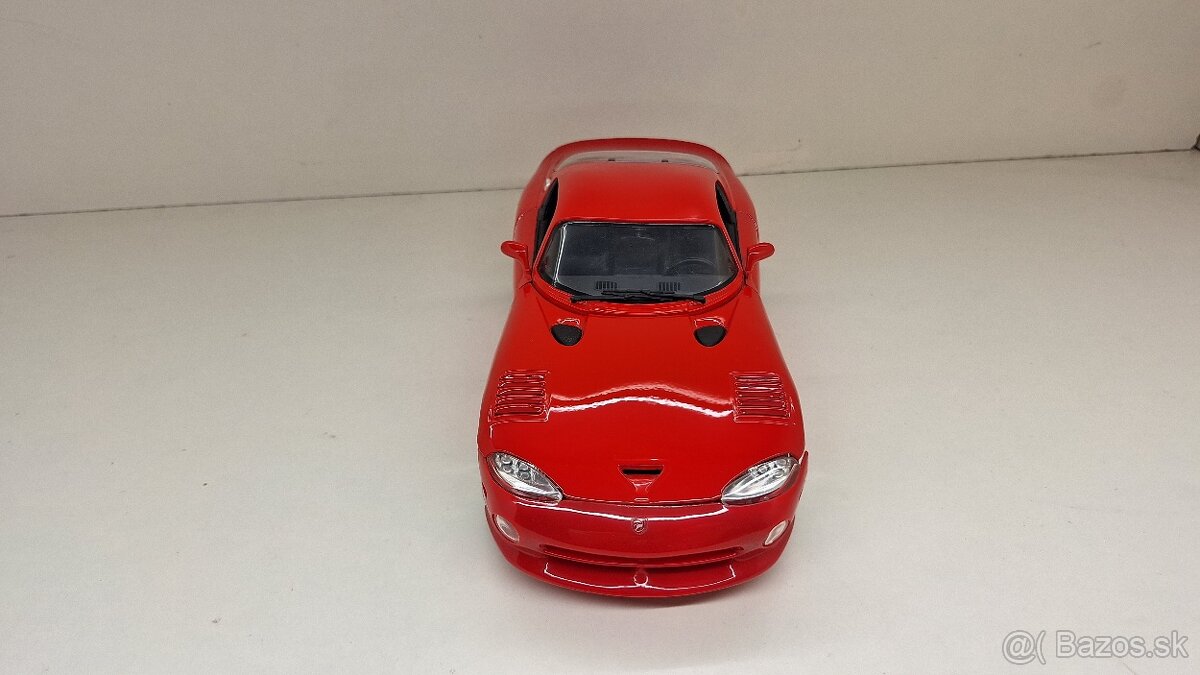 1:18 DODGE VIPER GTS / GT2 - 9