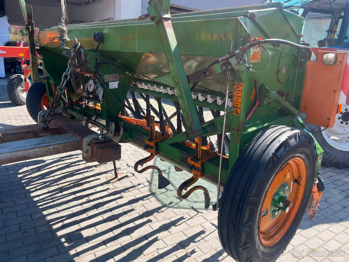 Secí stroj AMAZONE D8-30 3m - 9