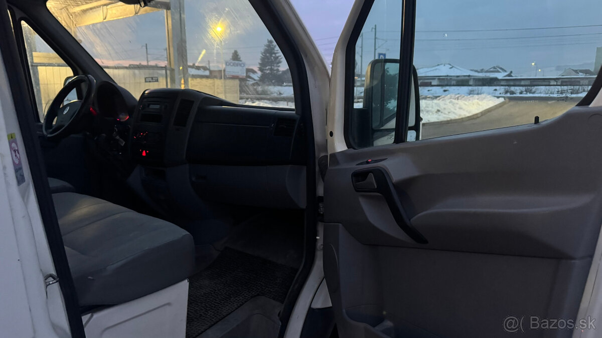 Volkswagen Crafter 2,5tdi - 9