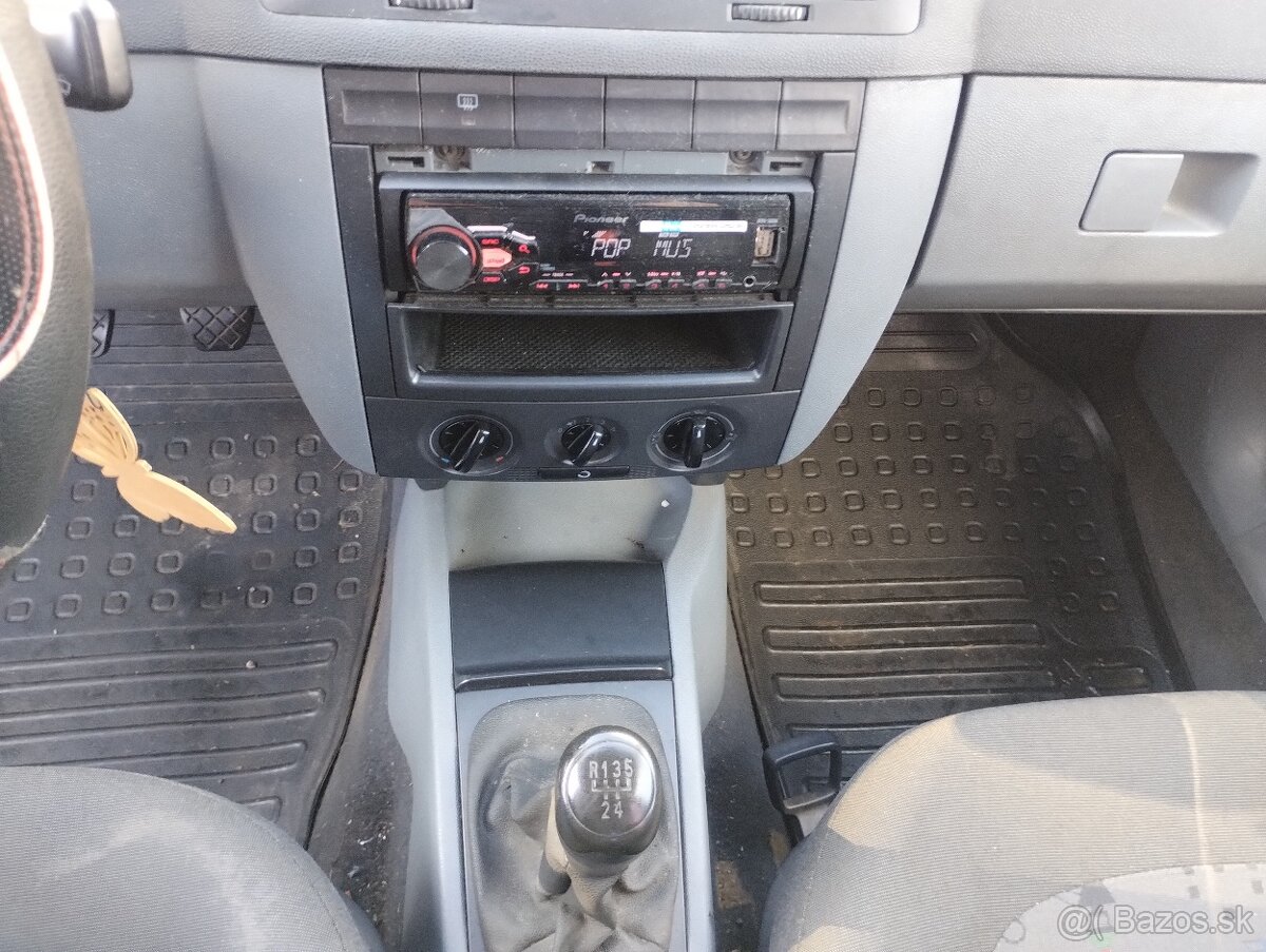 Škoda Fabia sedan 1.4 Classic - 9