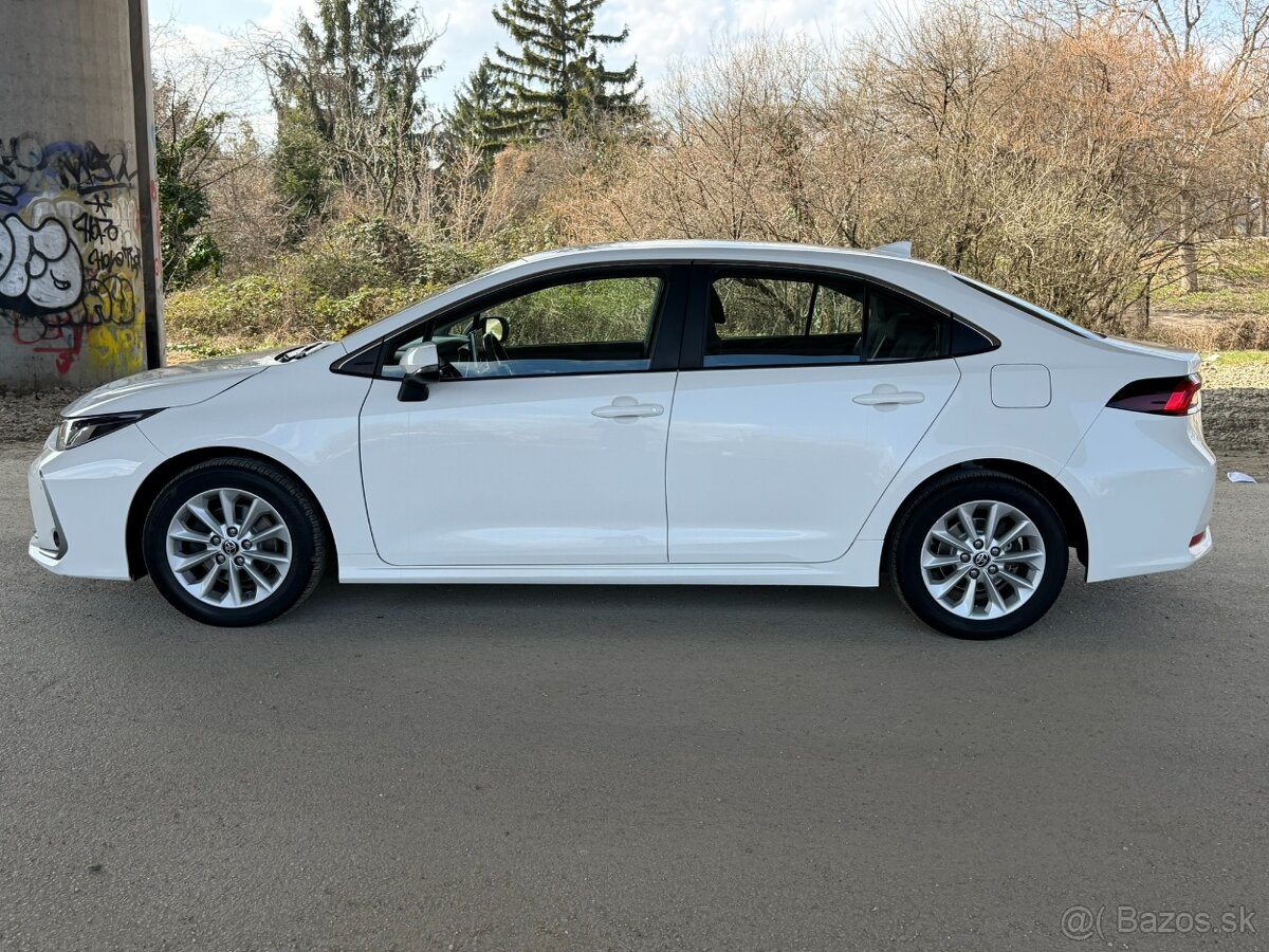 Toyota Corolla 1.5 Dynamic Force Comfort, Slovenske - 9