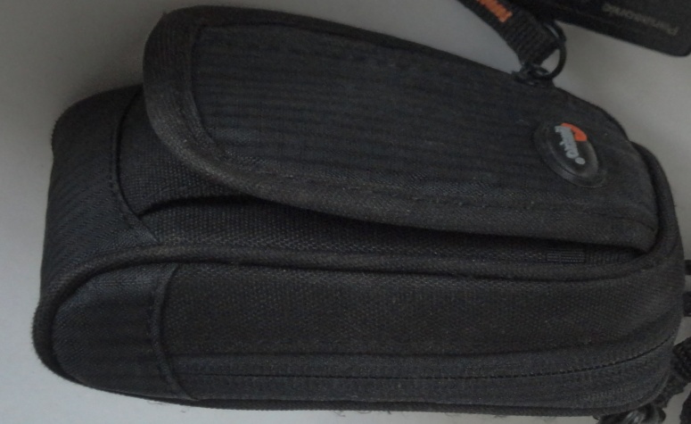 Panasonic DMC-LF1 s príslušenstvom. - 9