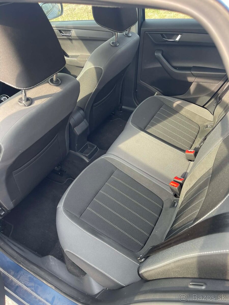 ŠKODA FABIA 3 1.0TSI - 9