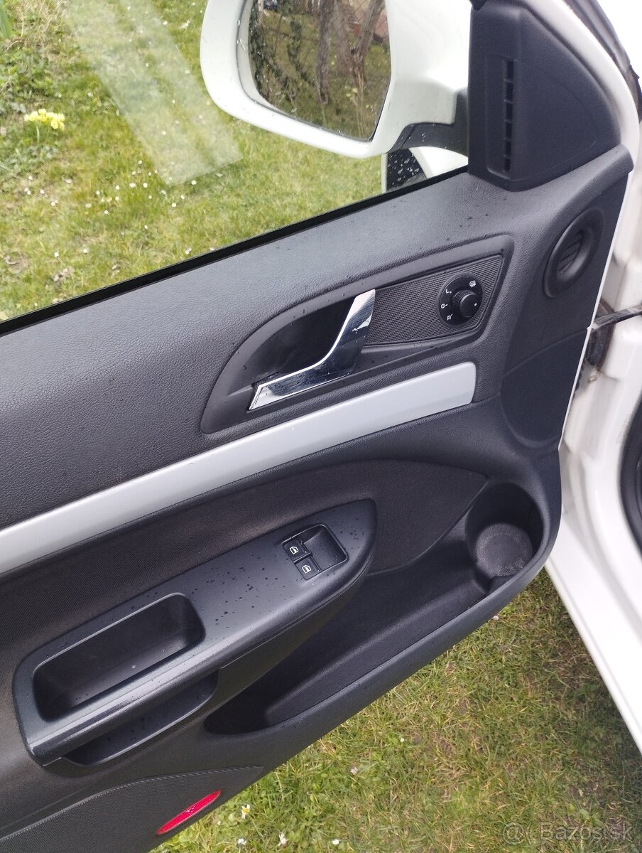 Škoda Octavia II - 9