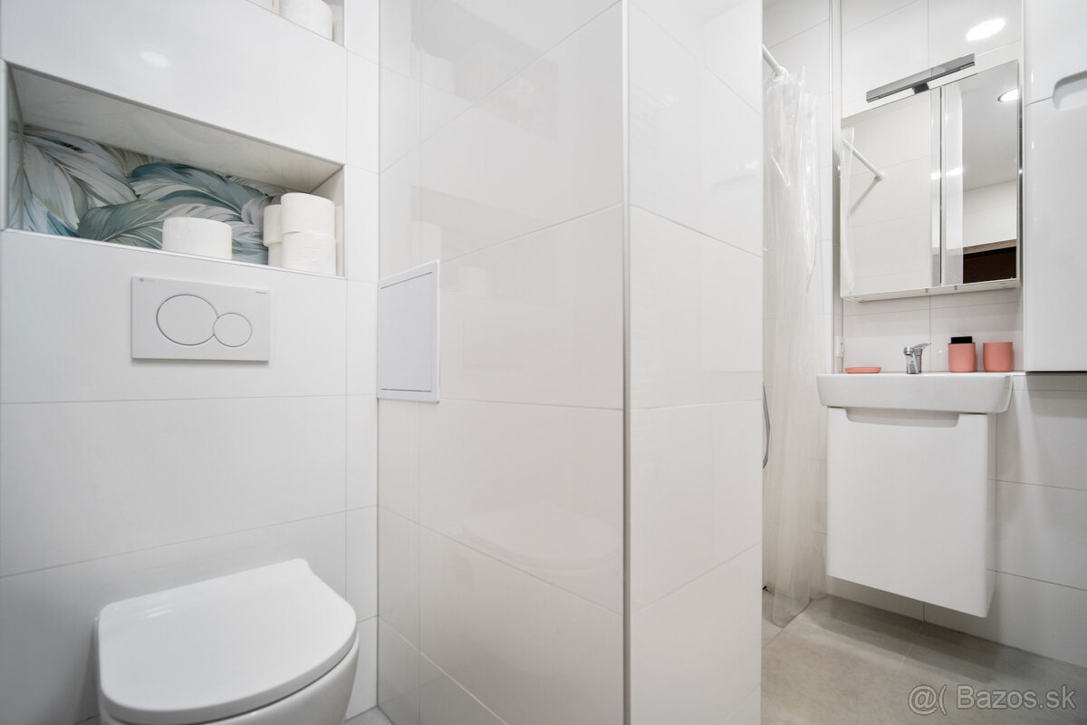 Krásny 1-izb. byt s veľkým balkónom – možnosť úpravy na 2+kk - 9