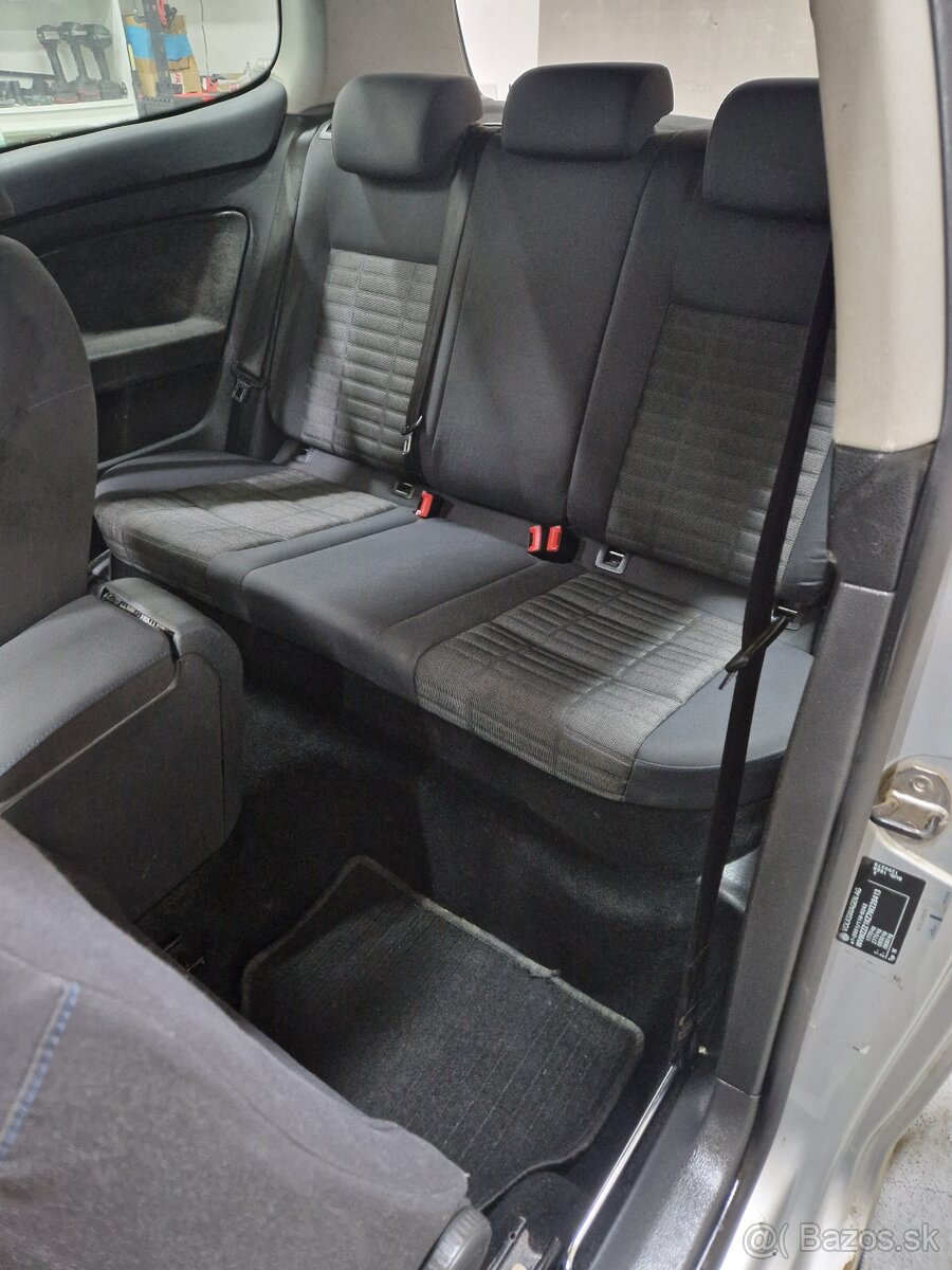 Volkswagen Golf 5 - 9