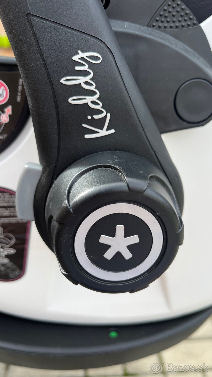 Vajíčko Kiddy i-size 2 + Isofix základňa - 9