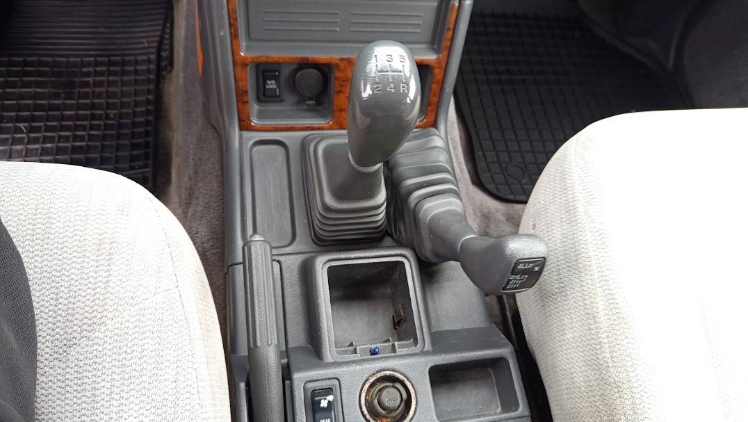 Mitsubishi Pajero 2,8 TD 92 KW 5 DV. - 9