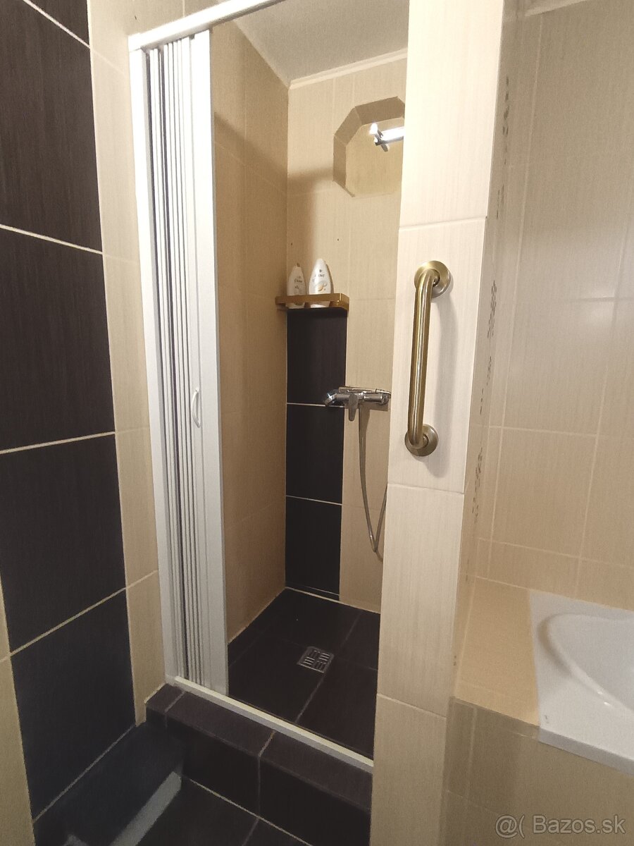 Na predaj luxusný 3- izb. byt v Revúcej - 9