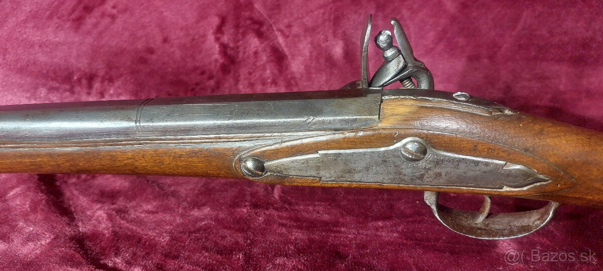 KRESADLOVÁ PUŠKA - 9