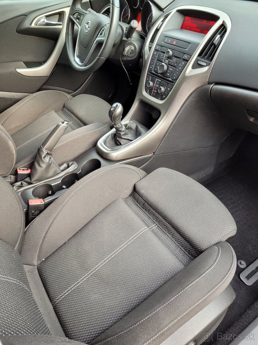 OPEL ASTRA 1,7 CDTI - 9