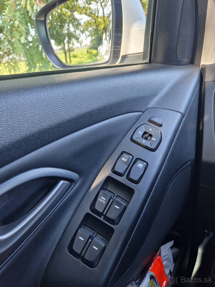 Predám Hyundai IX35 - 9