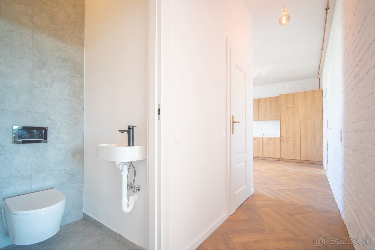 PRENÁJOM 4 izbového bytu 117m2 UL. 29. Augusta,Staré Mesto - 9