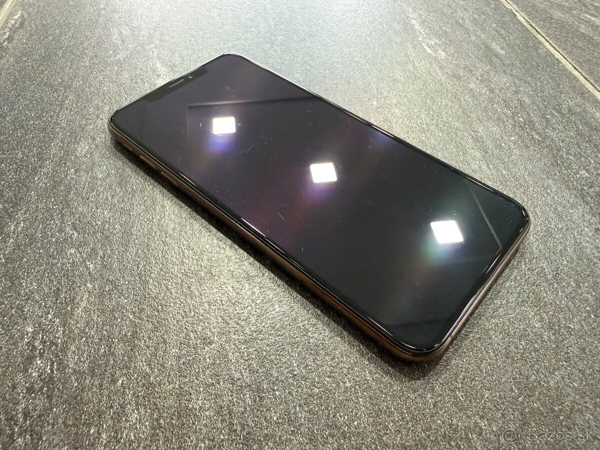 Apple iPhone XS Max 64 GB Gold - 9