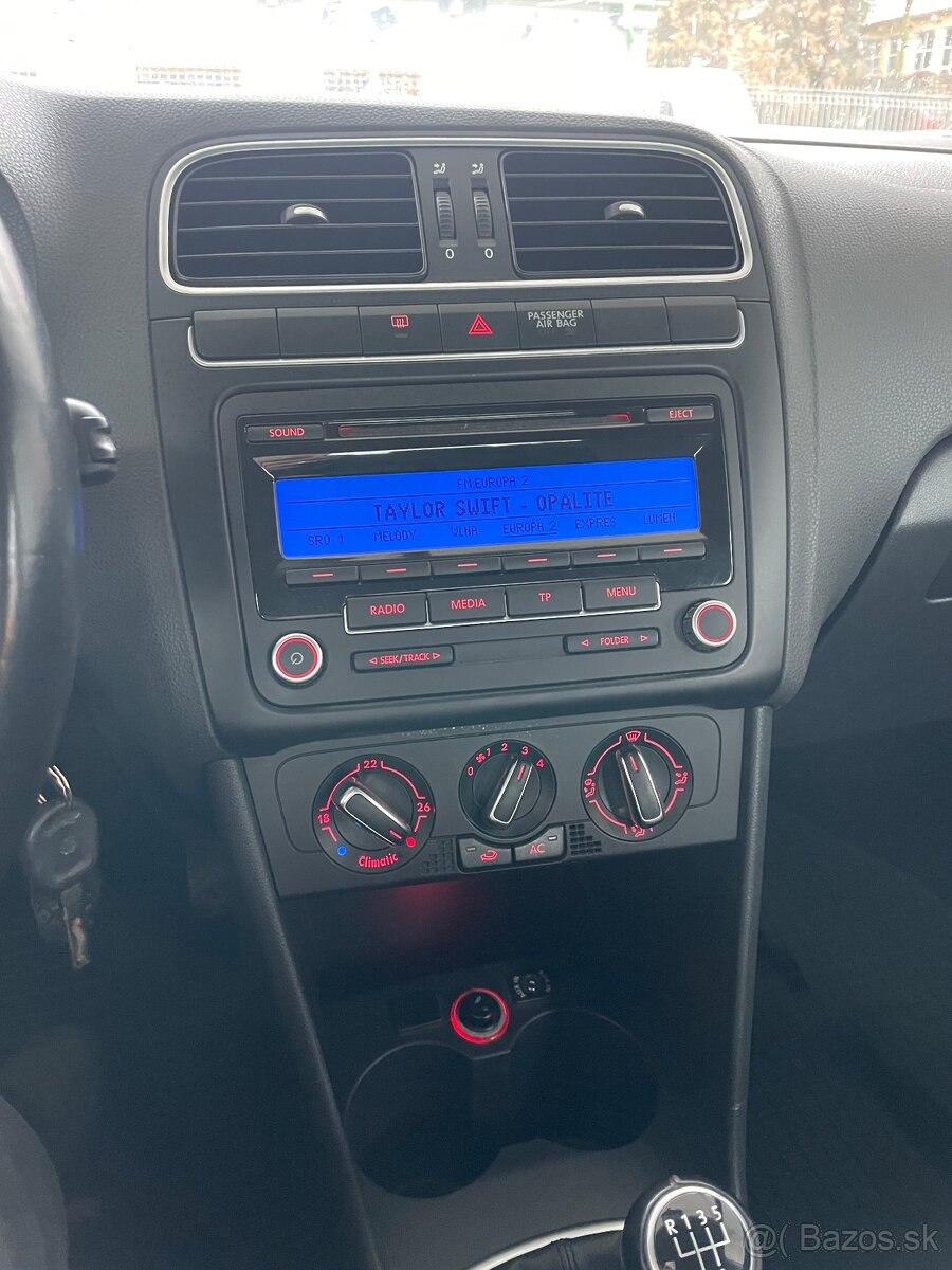 Volkswagen polo 1,6 TDI - 9