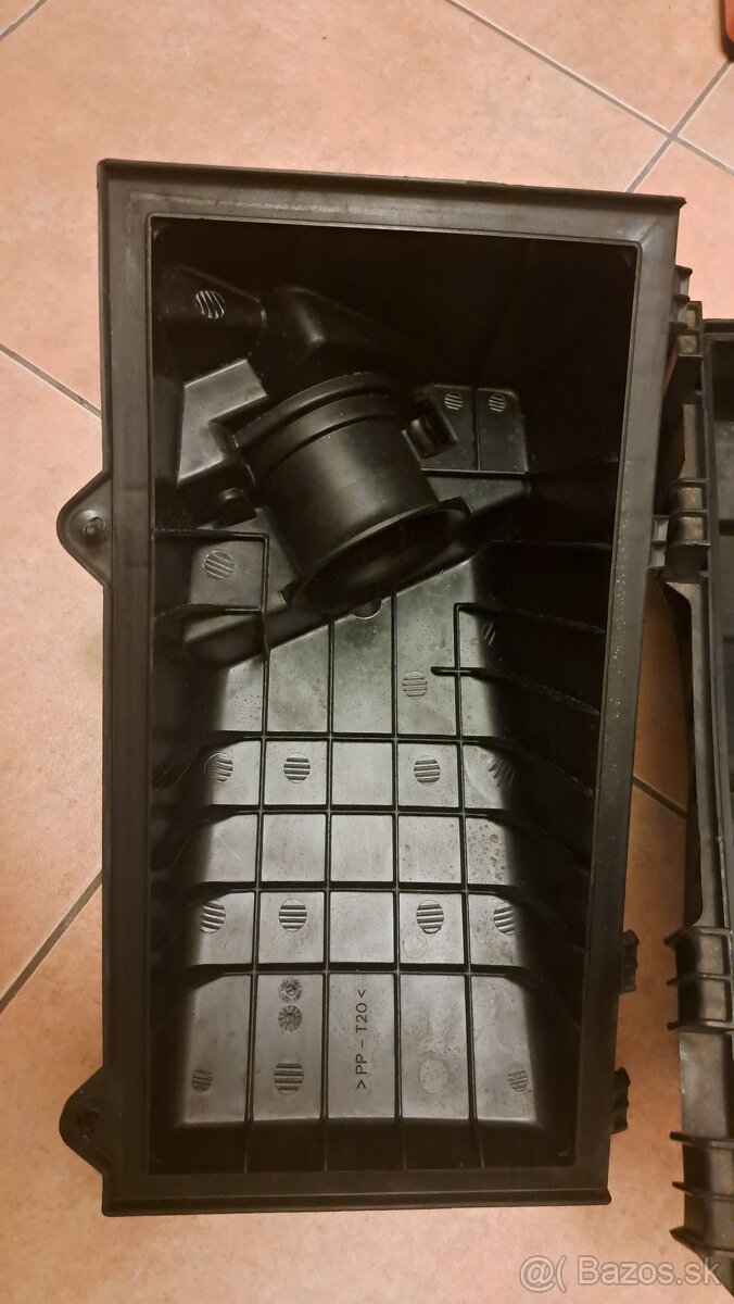 Obal na vzduchový filter 1J0 129 607 G - 9